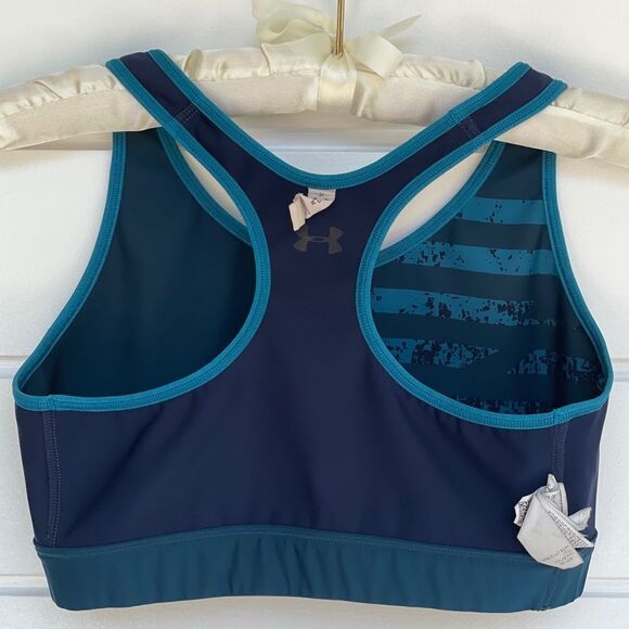 Under Armour Reversible Sports Bra Size Medium - Picture 5 of 12